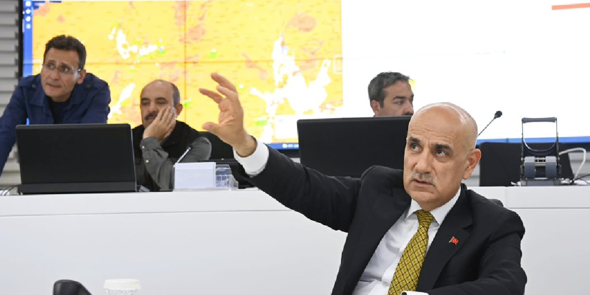 Bakan Kirişci: Marmaris’teki yangına 144 arazöz,13 dozer, 576 kahraman personelimiz müdahale ediyor