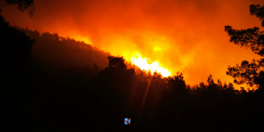 Marmaris'te orman yangının boyutu akşam karanlığında ortaya çıktı! Müdahale sürüyor