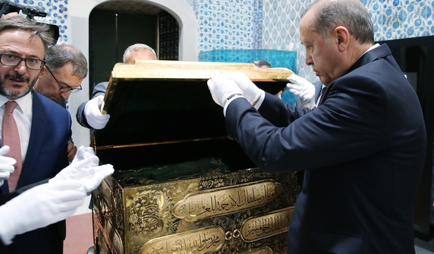 Cumhurbaşkanı Erdoğan'ın Topkapı Sarayı ziyaretinin perde arkasını Murat Bardakçı yazdı!