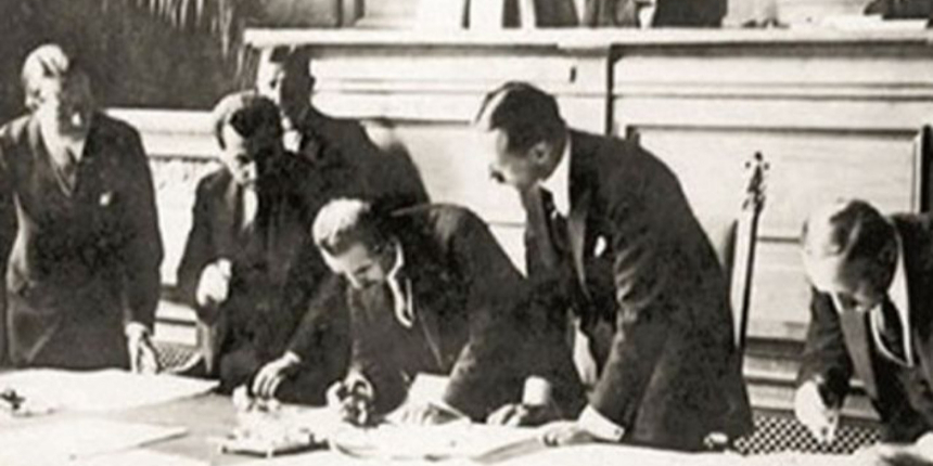 Kıbrıs’ın tapusunu Abdülhamid döneminde değil Lozan’da kaybettik