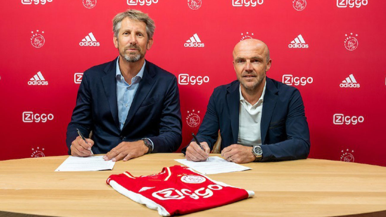 Ajax'ta, Erik ten Hag’tan boşalan teknik direktörlük koltuğuna Alfred Schreuder getirildi