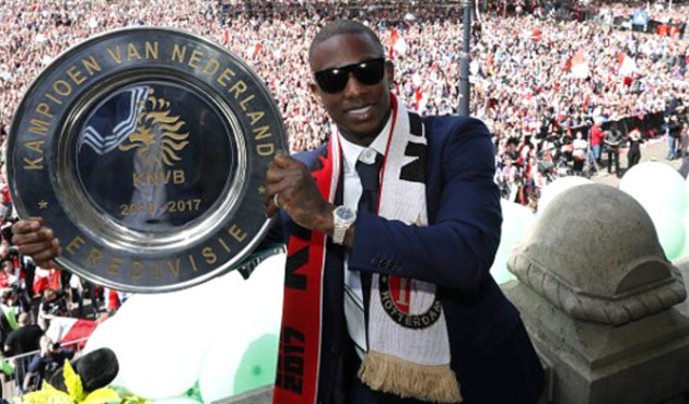 Başakşehir Eljero Elia ile 3 yıllık sözleşme imzaladı!