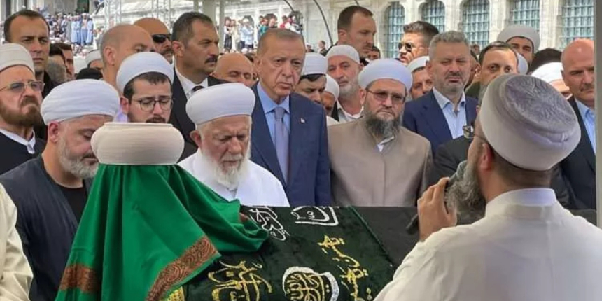 Cumhurbaşkanı Erdoğan Mahmut Efendi'nin cenaze töreninde konuştu: Son dönemlerinde çok çile çekti!