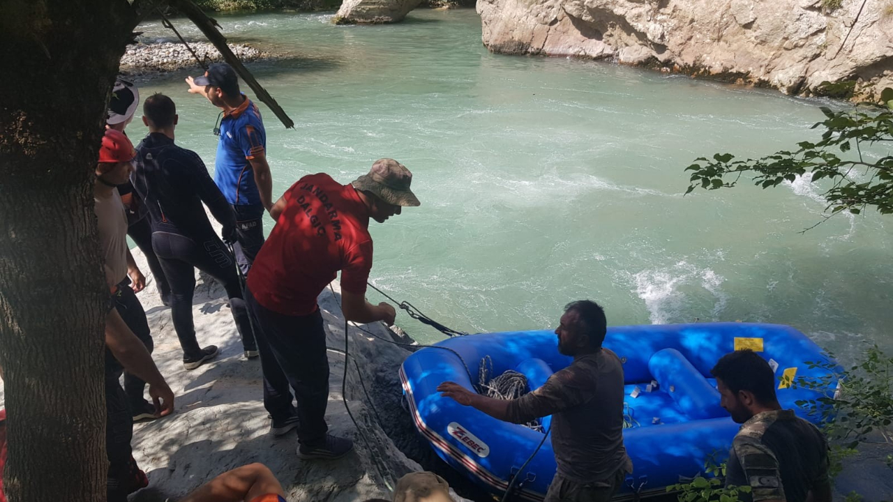Kaybolan hemşire için arama kurtarma çalışmaları hız kesmeden devam ediyor