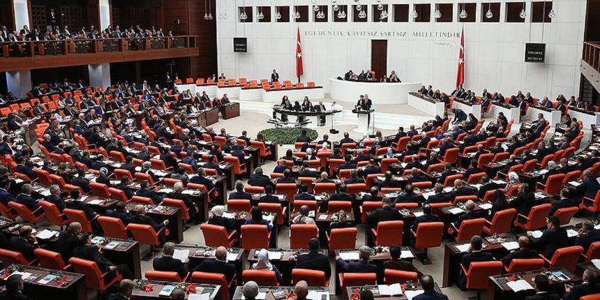 TBMM'de gündem yoğun! Ek bütçe, 3600 ek gösterge, bedelli askerlik, öğrenci affı