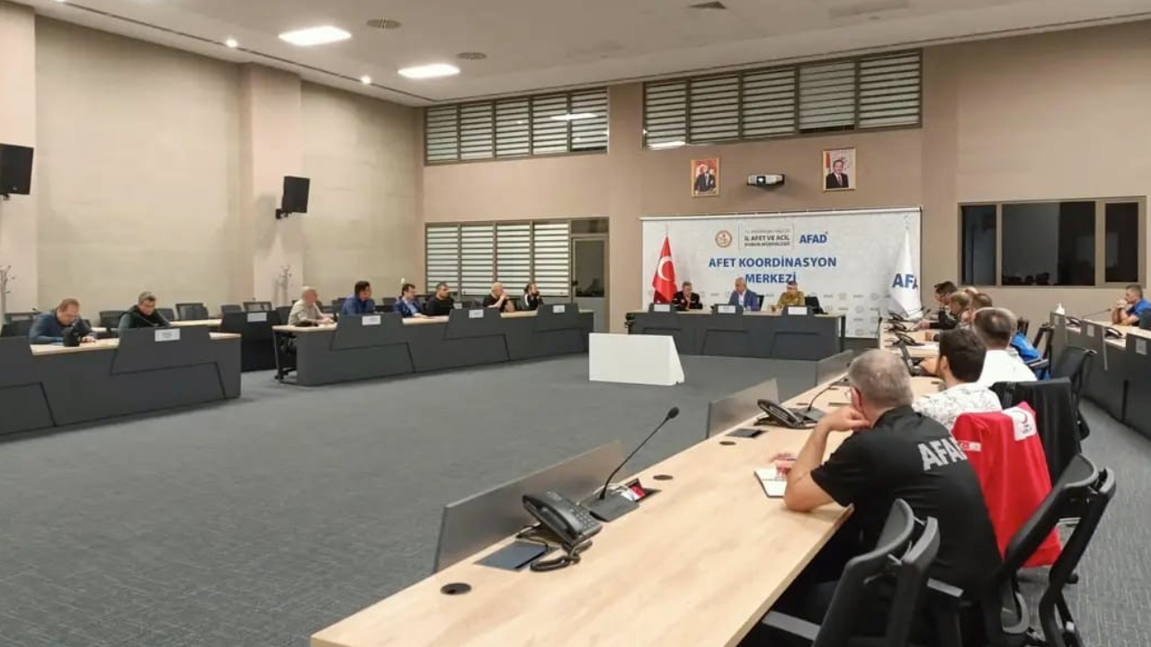 Kırmızı kod uyarısı yapılan Kastamonu'da kriz masası oluşturuldu