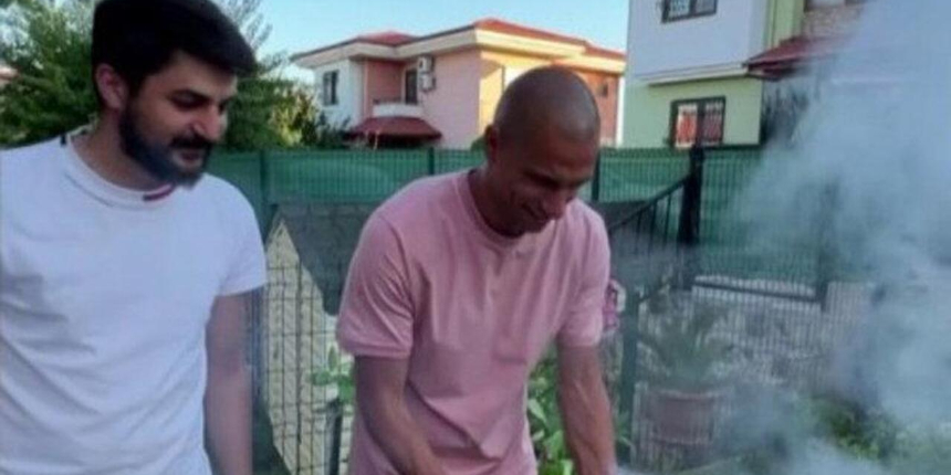 Gökhan İnler’e ilginç doğum günü sürprizi! Boru kebap'la parti yaptılar