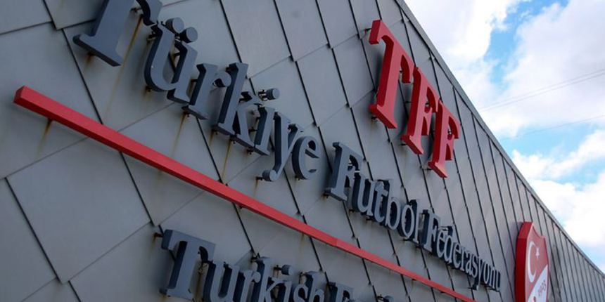 Türkiye Futbol Federasyonu'ndan oynatılmayan oyuncuya fesih hakkı değişikliği