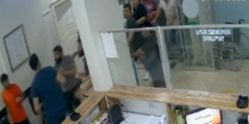 Viranşehir'de doktorun darp edilmesi olayında flaş gelişme! Bakan Koca duyurdu