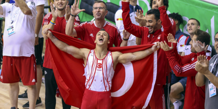 Milli cimnastikçi Adem Asil’den de Akdeniz Oyunları’nda altın madalya!