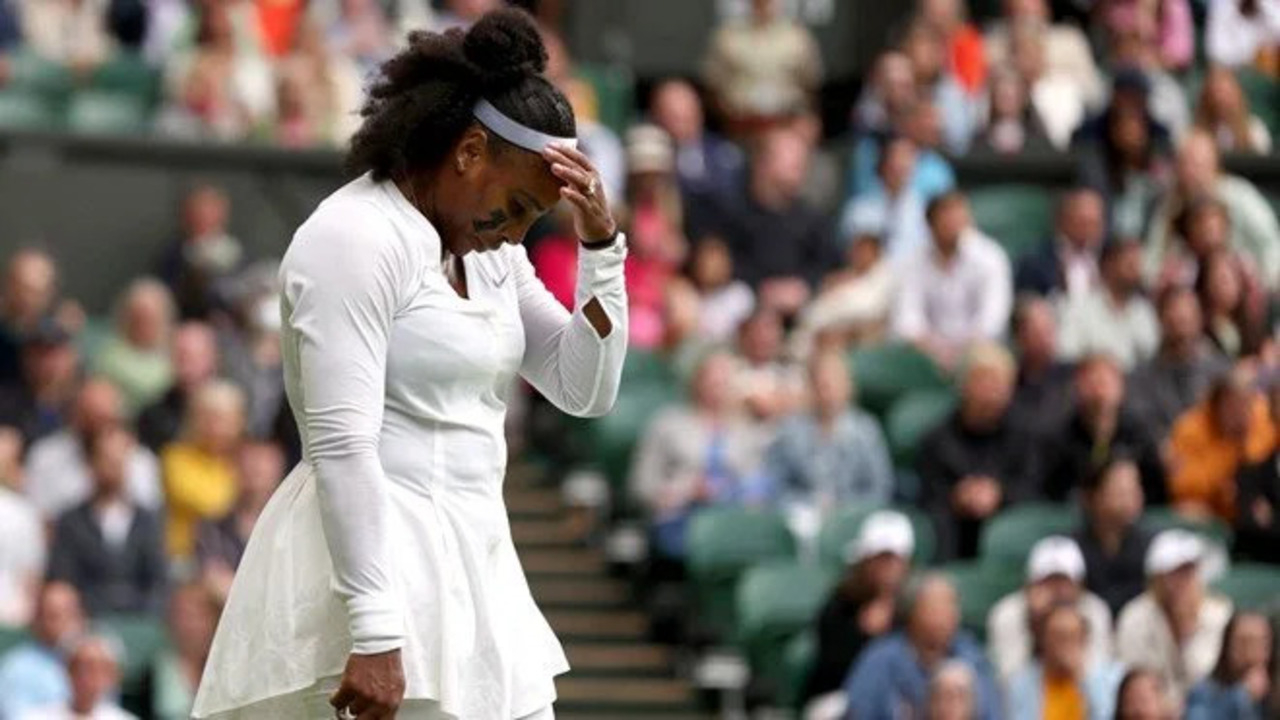 Wimbledon'da büyük sürpriz! Serena Williams 7 kez kazandığı turnuvaya ilk turda veda etti
