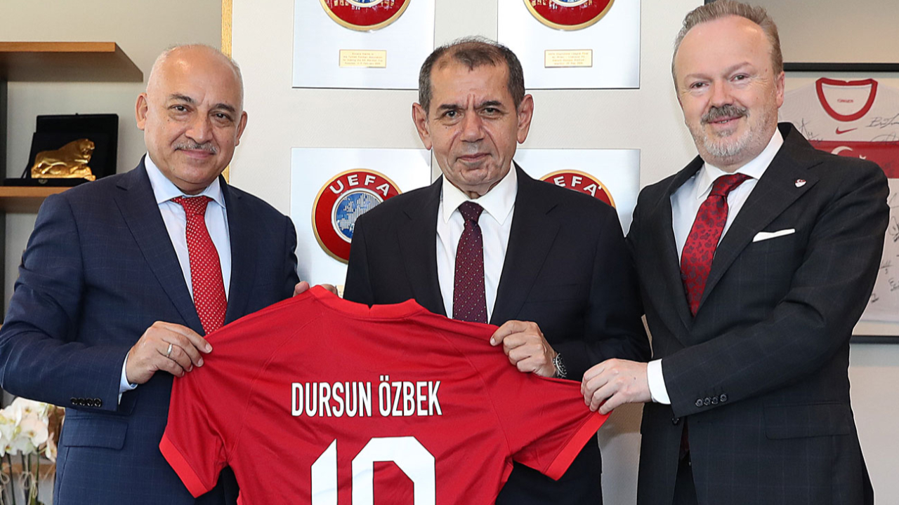 Dursun Özbek'ten Riva'daki idari merkezde TFF Başkanı Mehmet Büyükekşi'ye ziyaret