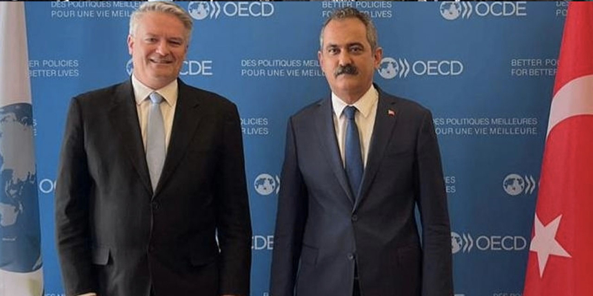 OECD Genel Sekreteri'nden Bakan Özer'e: Başarısı diğerlerine ilham olmalı