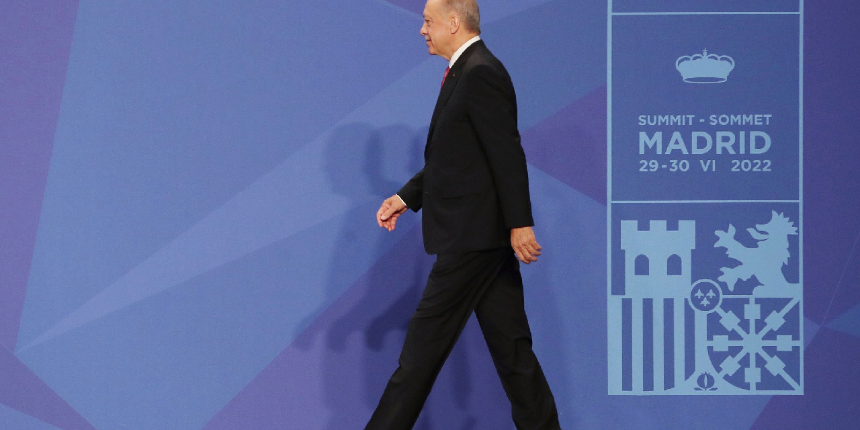 NATO Zirvesi'ne katılan Cumhurbaşkanı Erdoğan yurda döndü