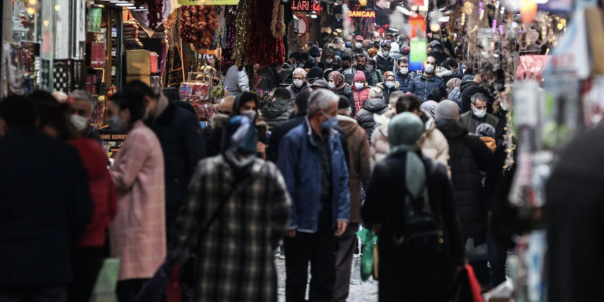 Koronavirüste vaka sayıları arttı, uzmanlardan uyarı geldi: Negatif testlere güvenmeyin