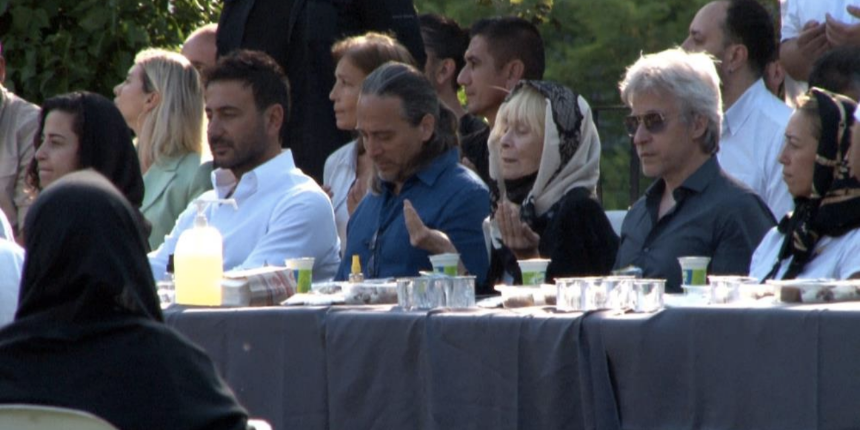Usta sanatçı Cüneyt Arkın'ın cenazesinde gözyaşları sel oldu: Ailesi, taziyeleri kabul etti