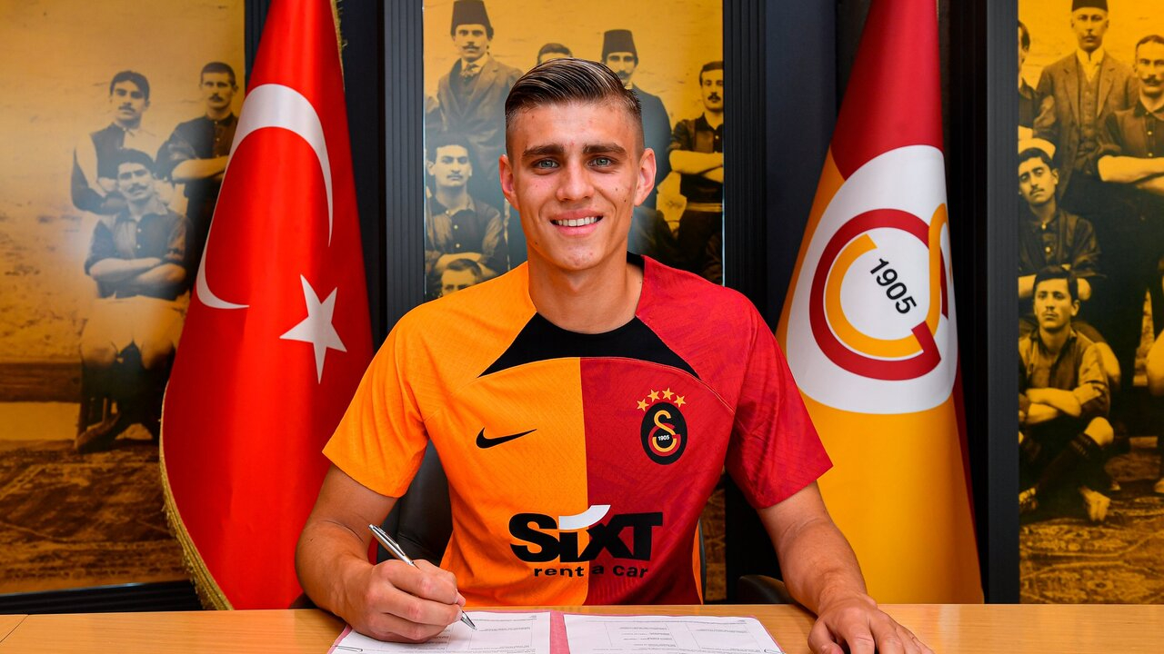 İmzalar atıldı! Kazımcan Karataş resmen Galatasaray'da