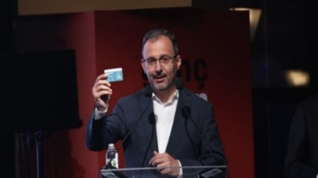 Bakan Kasapoğlu'ndan Müzekart açıklaması