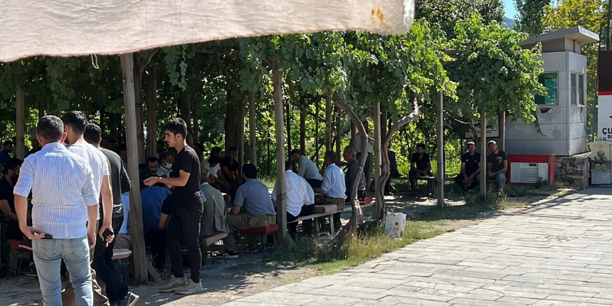 Operasyon bölgesinden acı haber: 2 güvenlik korucusu şehit oldu