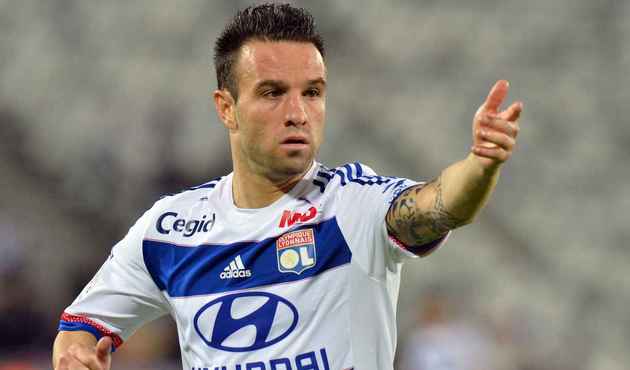 Fenerbahçe Mathieu Valbuena'yı resmen açıkladı!