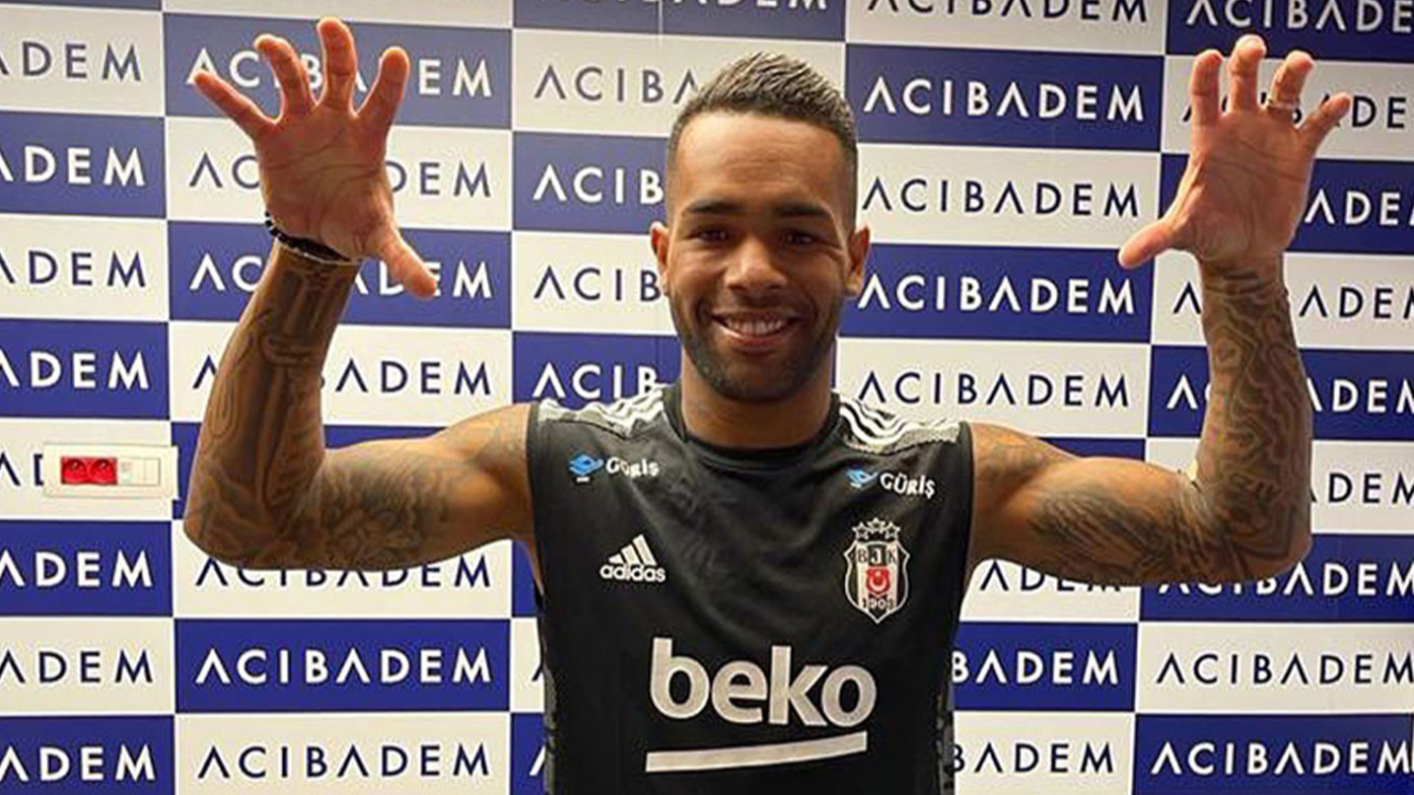 Flaş ayrılık! Beşiktaş, Brezilyalı futbolcu Alex Teixeira'nın sözleşmesini feshetti