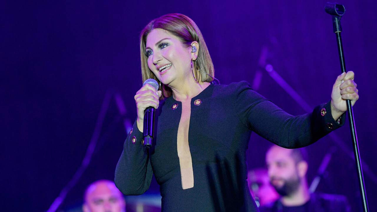 Sibel Can'dan endişelendiren haber! Bu akşamki Harbiye konserini iptal etti