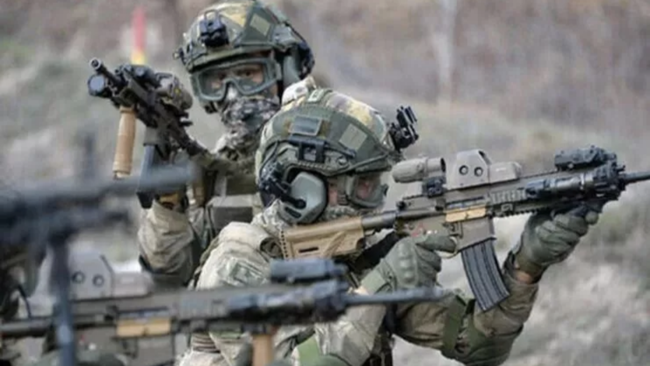 Mehmetçik'ten PKK'ya Pençe-Kilit darbesi: Geride kalan cenazelerini bile bırakıp kaçıyorlar