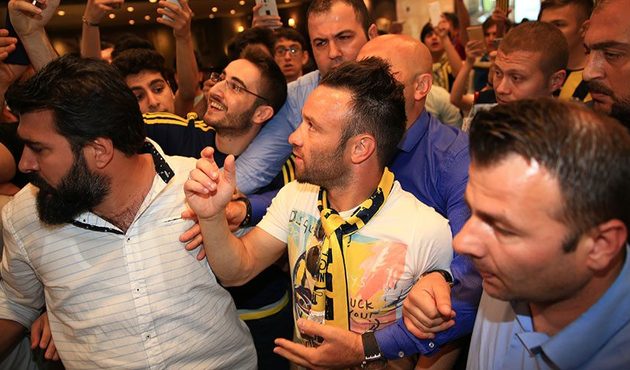 Fenerbahçe'nin yeni transferi Valbuena İstanbul’da…