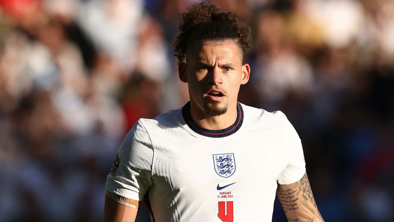 Premier Lig'de son 2 sezonun şampiyonu Manchester City, Kalvin Phillips'i renklerine bağladı