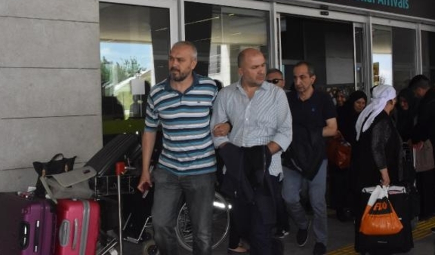 FETÖ'cülerin mal korkusu! Vatandaşlıktan çıkarılacaklarını öğrenince geri döndüler...