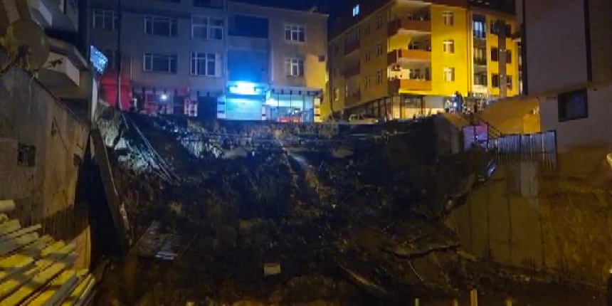 Üsküdar Kısıklı'da inşaat duvarı çöktü! 3 bina tahliye edildi