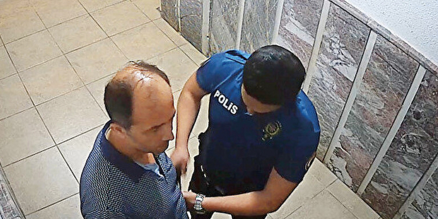 İstanbul'un göbeğinde dehşet anları: Ev sahibi, kiracısını silahla rehin aldı, ölümle tehdit etti