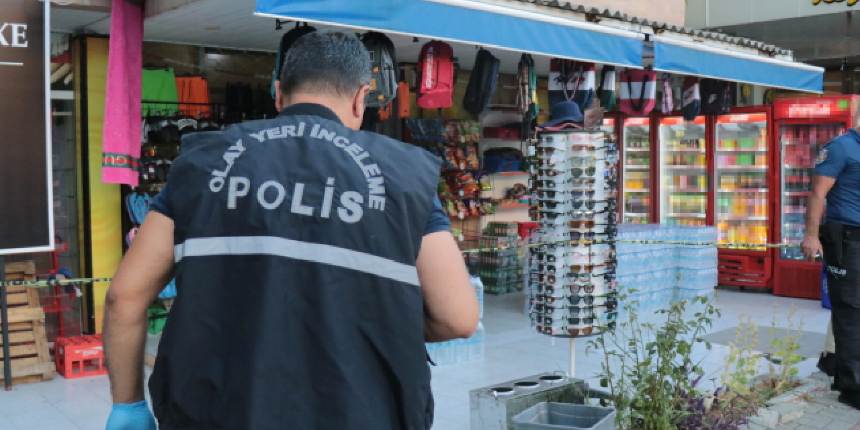 Markette dehşet! Tartıştığı ortağının boğazını kesti