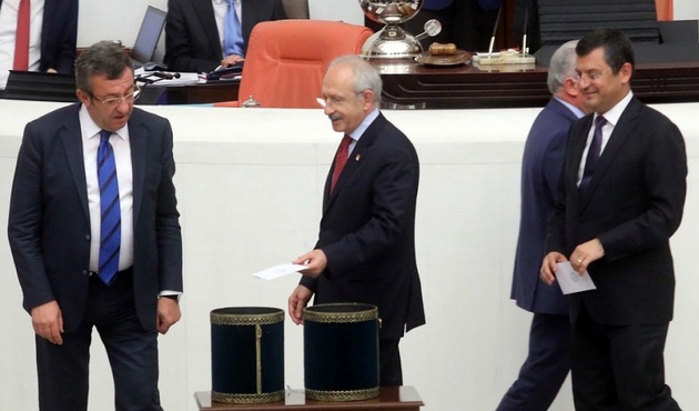 Dokunulmazlıklar kaldırılırken 'cengaverdi', bugün mağduriyet peşinde!