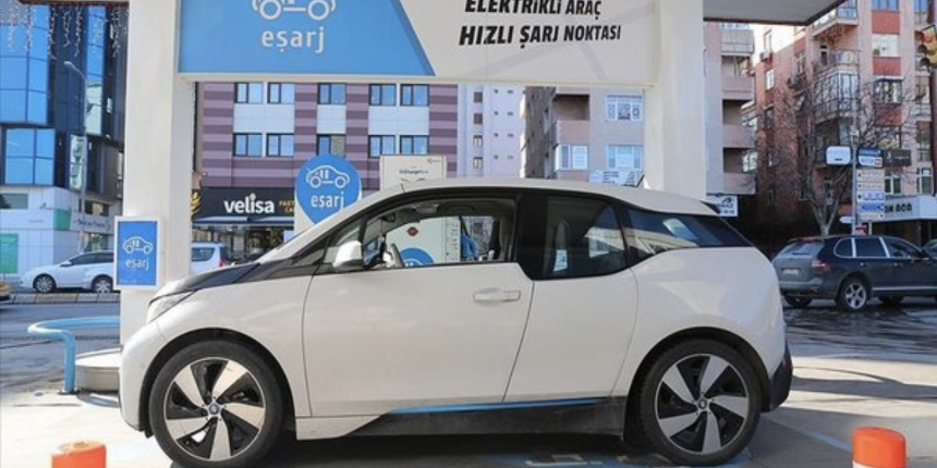 Elektrikli araçlarda ÖTV müjdesi! Vergi oranı düşürüldü