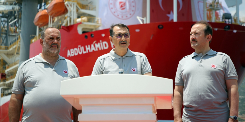 Bakan Dönmez duyurdu: 'Abdülhamid Han' gemisinin göreve çıkacağı tarih belli oldu