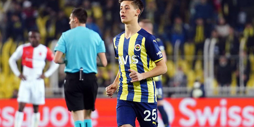 Manchester United’ın yıldızı Fernandes, Fenerbahçeli genç futbolcu Arda Güler’e başarı diledi