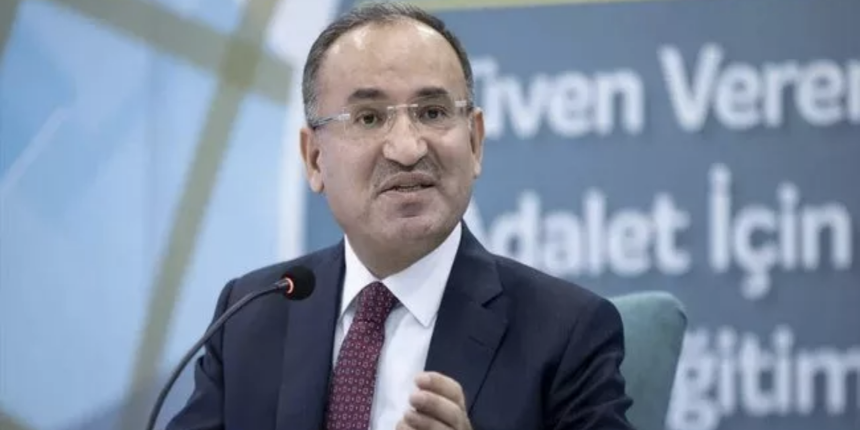 Bakan Bozdağ duyurdu: Türkiye'den İsveç ve Finlandiya'ya "teröristleri iade edin" hatırlatması!