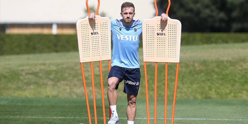Trabzonsporlu futbolcu Visca: Hedefimiz bu sezon yeniden şampiyon olarak kupayı kaldırmak