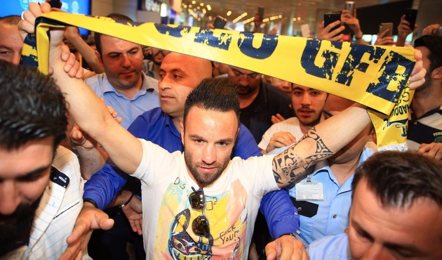 Valbuena'dan Fenerbahçe ile ilgili ilk sözler / VİDEO