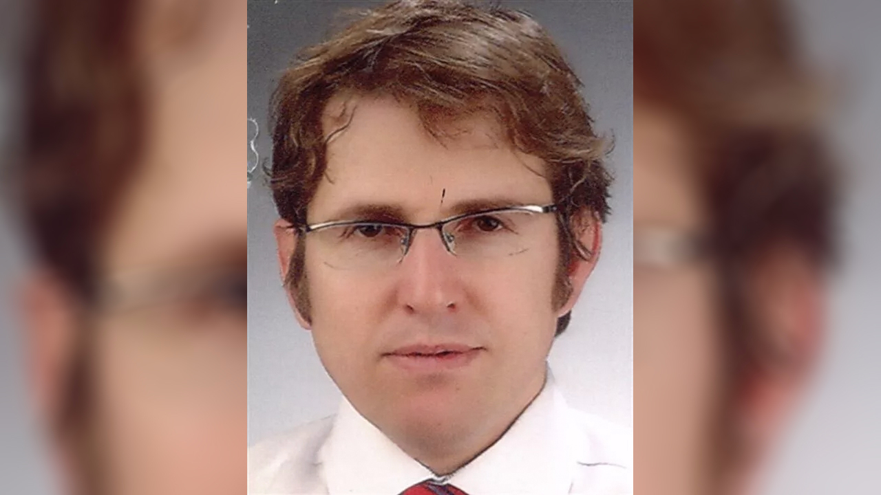 Konya'da görevi başında katledilen Ekrem Karakaya için yapılan yorumlar sosyal medyada gündem oldu