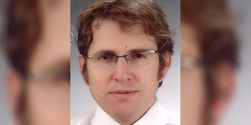 Konya'da görevi başında katledilen Ekrem Karakaya için yapılan yorumlar sosyal medyada gündem oldu