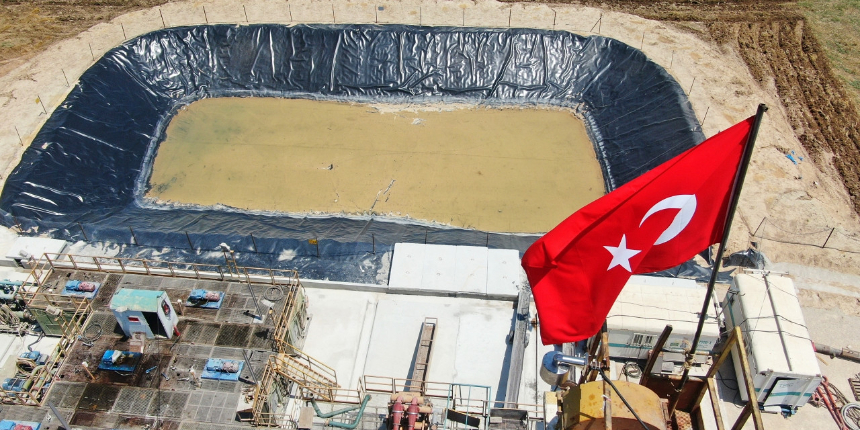 Bakan Dönmez 'Bu bir rekor' diyerek müjdeyi verdi: 5 sahadan daha petrol çıkabilir!