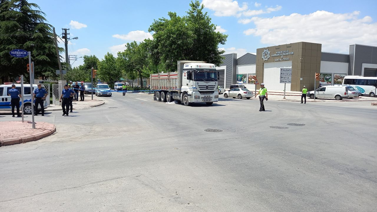 Konya'da korkunç kaza sonucu yaşlı adam hayatını kaybetti