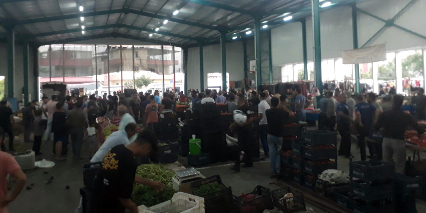 Pazarda av tüfeği ile rastgele ateş açtı: 1'i çocuk 8 yaralı