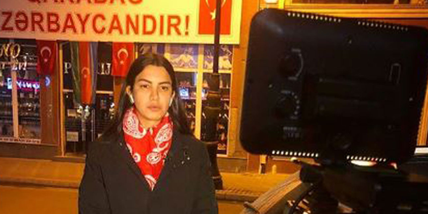 FOX TV ile yollarını ayıran muhabir Fulya Öztürk, yeni adresini sosyal medya hesabından duyurdu
