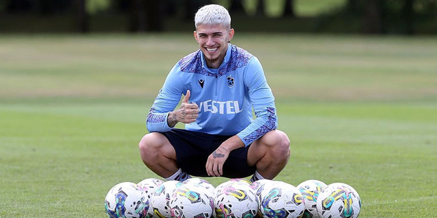 Trabzonsporlu futbolcu Berat Özdemir'den yeni sezon için iddialı açıklamalar