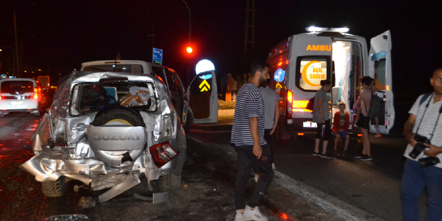 Tekirdağ'da TIR dehşeti! Kırmızı ışıkta bekleyen 8 aracı biçti