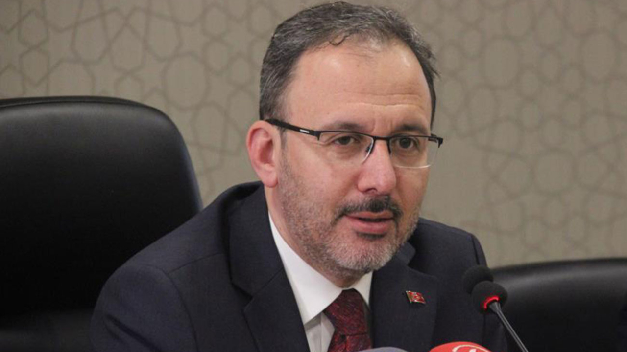 Bakan Kasapoğlu: Sporcular eğitim hayatlarını sportif kariyerleriyle tamamlama imkanına kavuştu