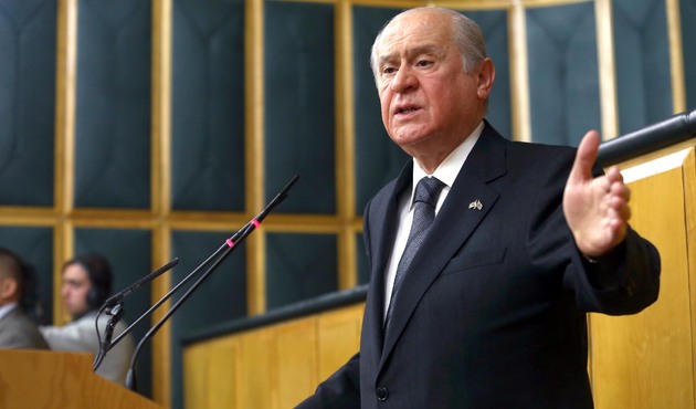 Kılıçdaroğlu yürüyüşe çıktı! Bahçeli "Akılsız başın cezasını ayaklar çeker" dedi..